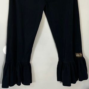 Matilda Jane Ruffle pants new without tags Charcoal black size med